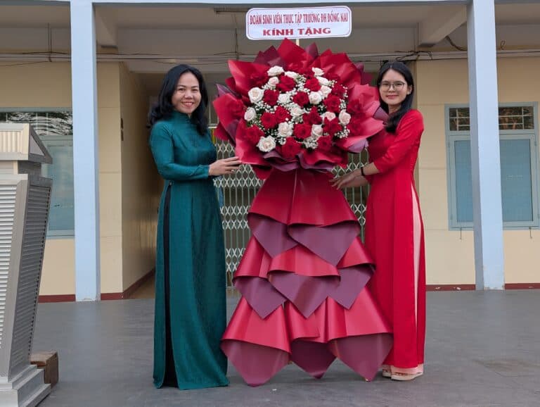 Chào mừng đoàn thực tập sinh