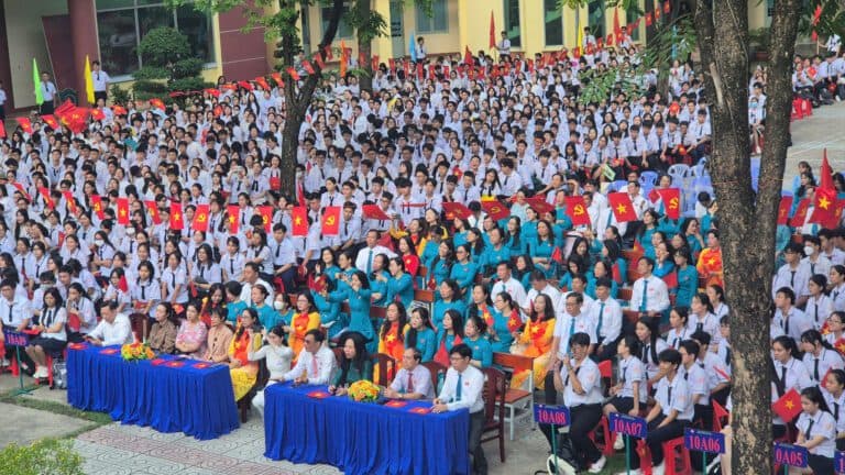 THÔNG BÁO ĐIỂM CHUẨN TUYỂN SINH LỚP 10 – TRƯỜNG THPT TRẤN BIÊN